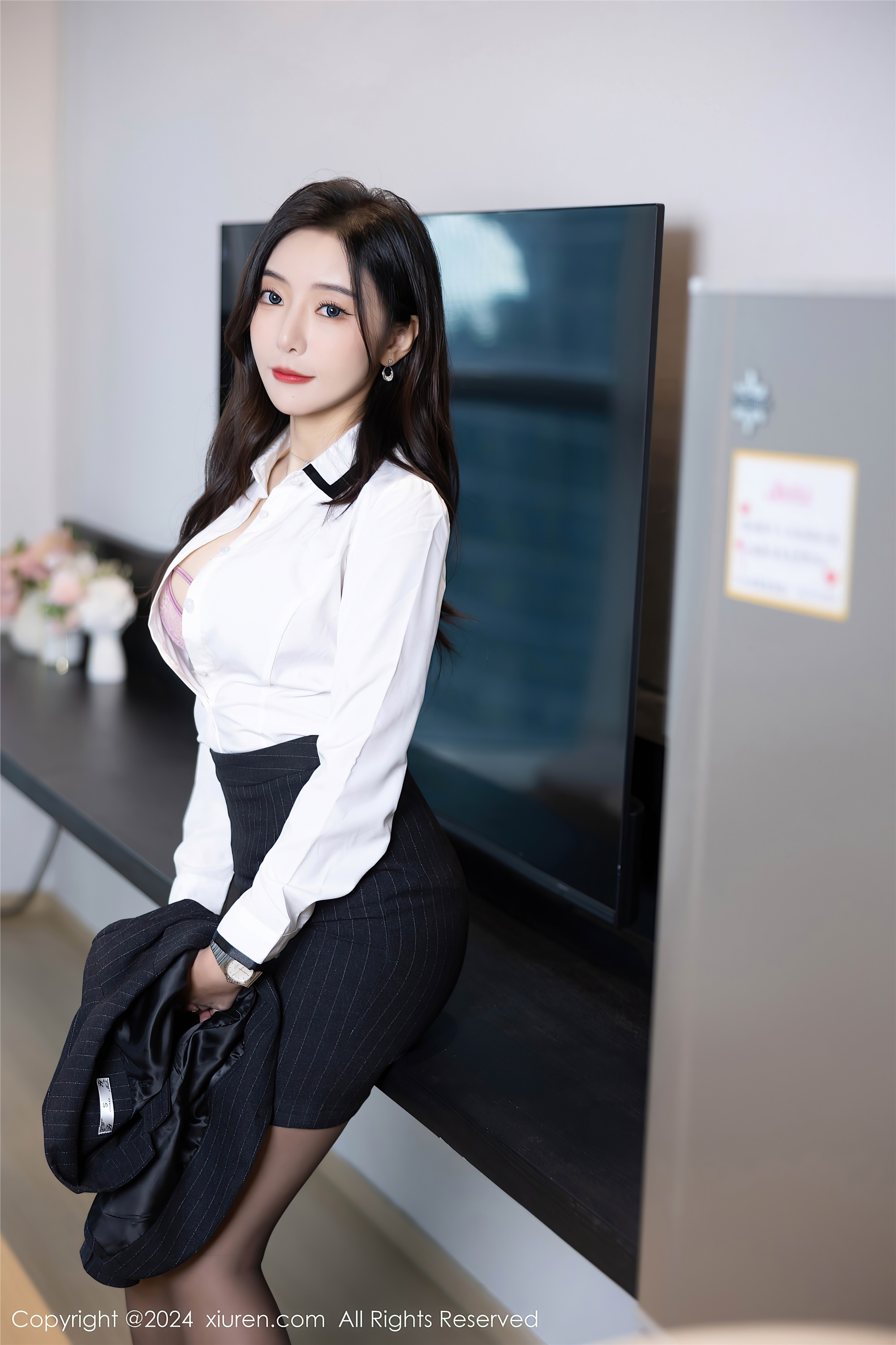 Xiuren秀人网 2024.06.05 NO.8656 王馨瑶yanni